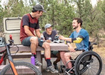 Do you know what are the functions of your urinary bladder? (Title 13)                                                    (क्या आप मूत्राशय के कार्यों को जानते हैं?)